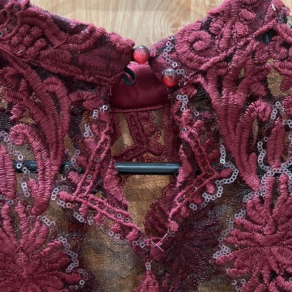 Trixxi Womens Juniors Bell Sleeves Sequined Mini Dress Red S - Picture 9 of 9